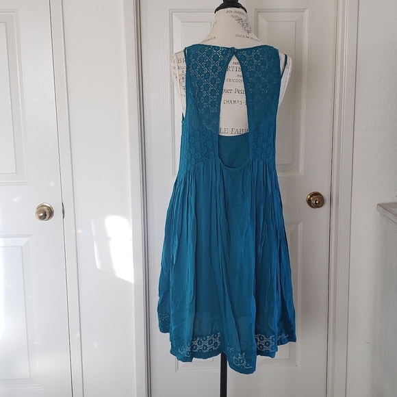 Anthropolgie Beautiful Summer Dress - Picture 3 of 8